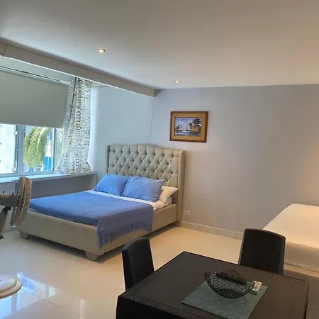 Entero Cuatro Huespede Frente Al Mar Apartamento